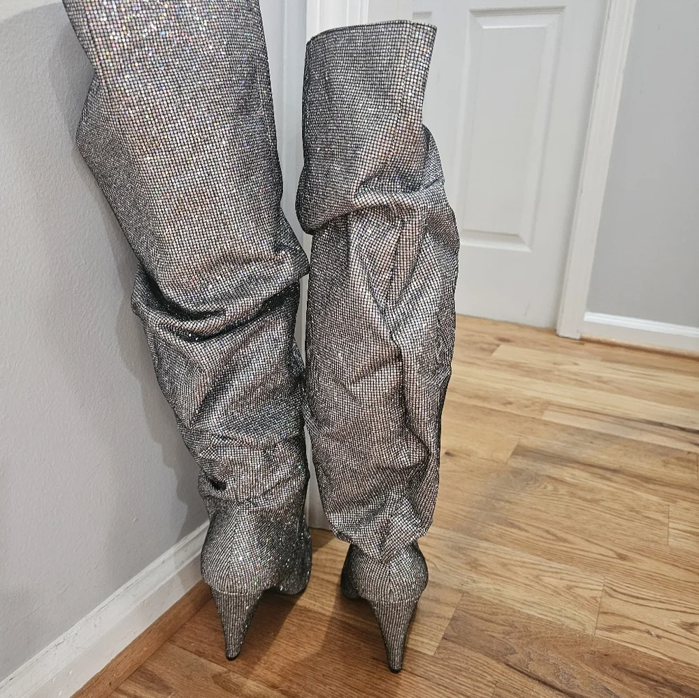 Cape Robbin Silver boots - Picture 4 of 5